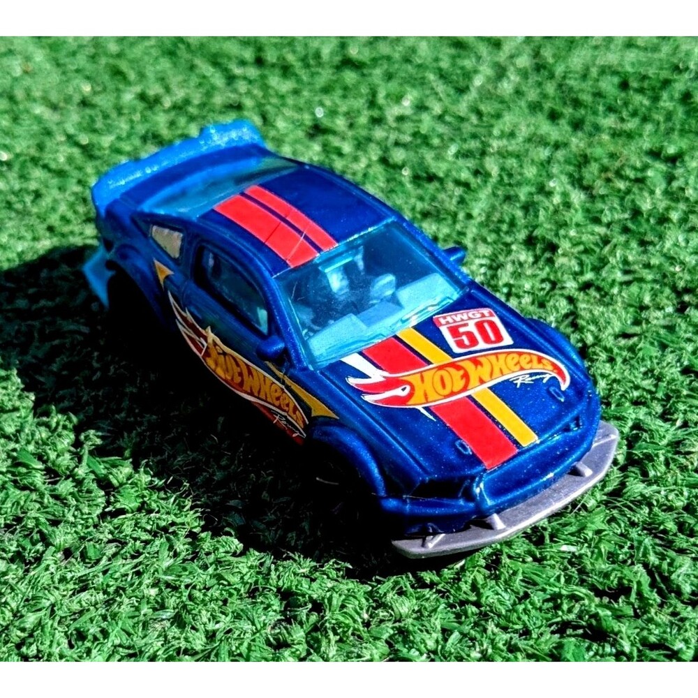 2017 Hot Wheels 2005 Ford Mustang Blue HW Race Team 280/365 #K17 EUC